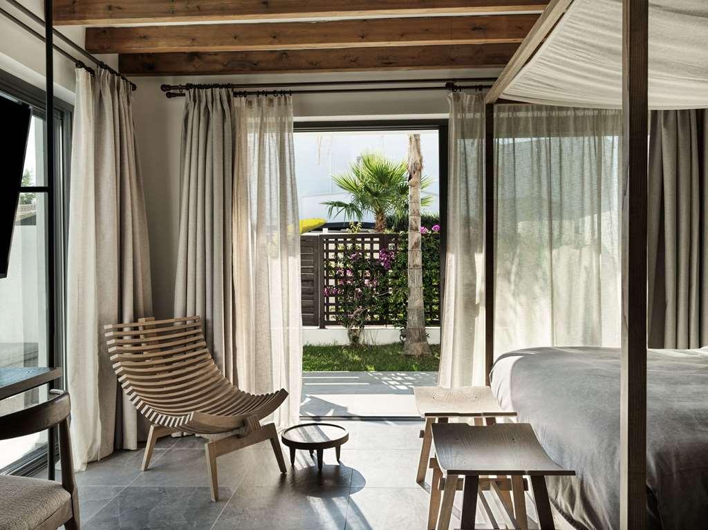 Curio Collection By Hilton Rhodes, Greece *